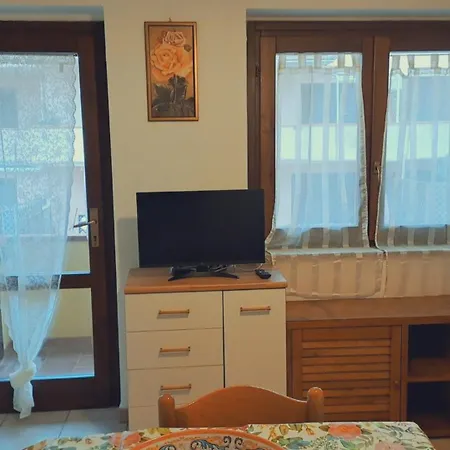 Nino Apartment *